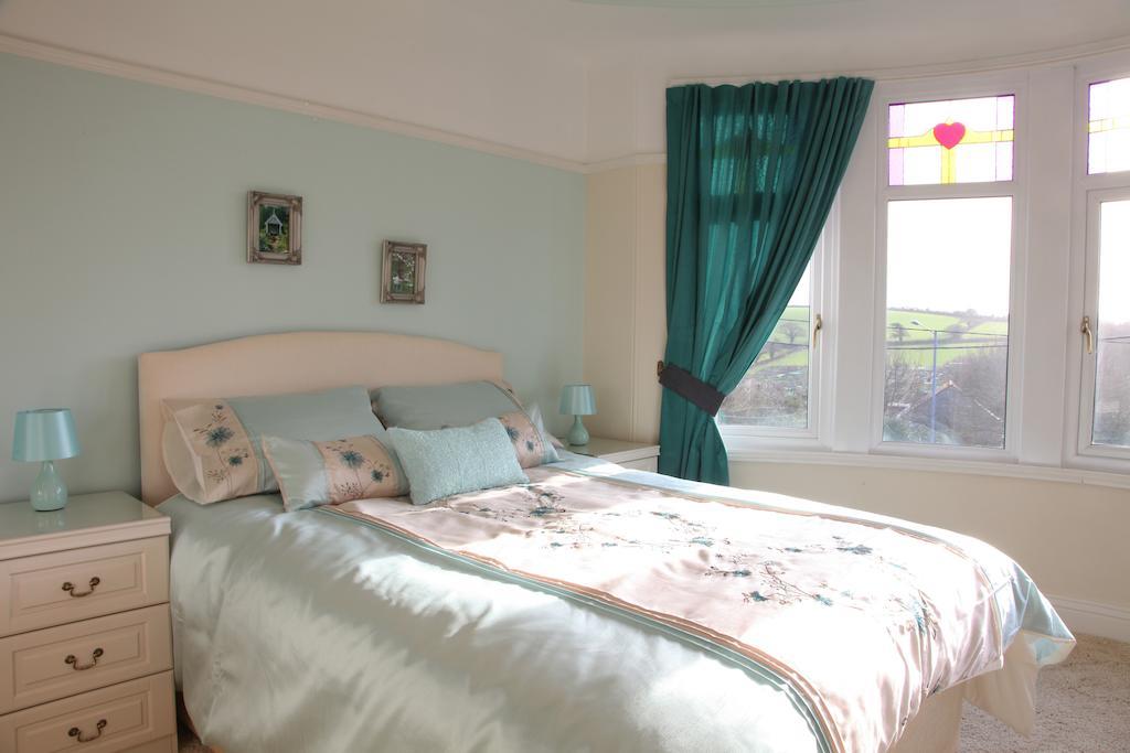 Langdale House Bed and Breakfast St Austell Exteriör bild