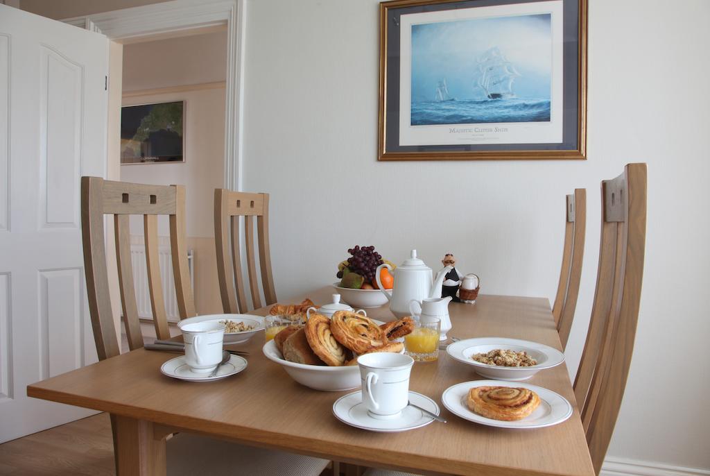 Langdale House Bed and Breakfast St Austell Exteriör bild